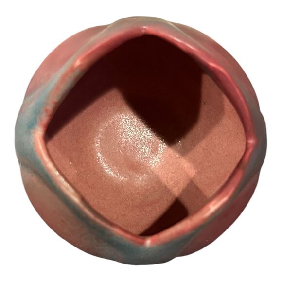 VAN‎ BRIGGLE Art Pottery Tulip Vase Planter - Picture 5 of 9